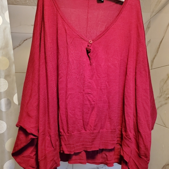 Press cherry red dolman sleeve knit long sleeve v-neck top w/ button detail NWOT - Picture 1 of 9